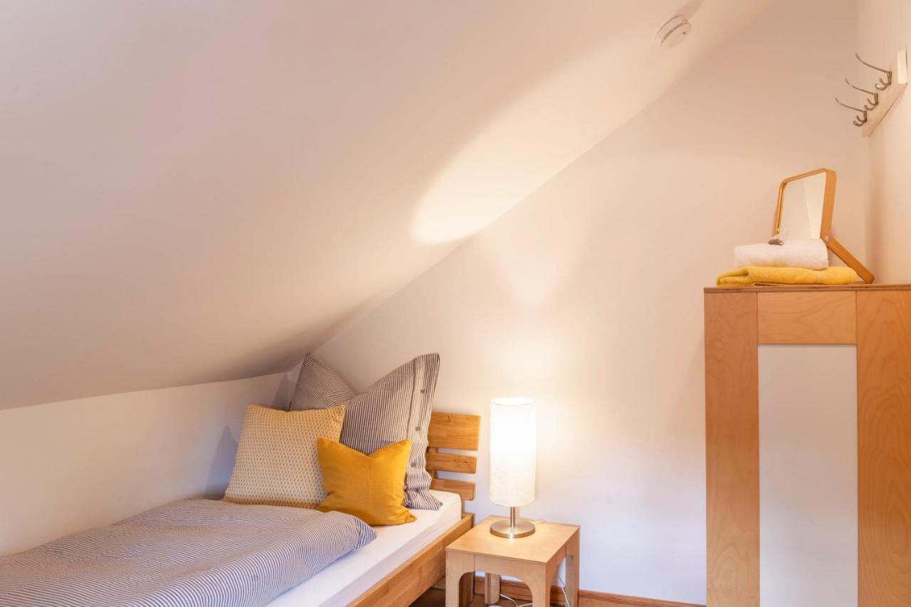 Fewo Im Blauen Haus Dg ガルミッシュ・パルテンキルヒェン エクステリア 写真