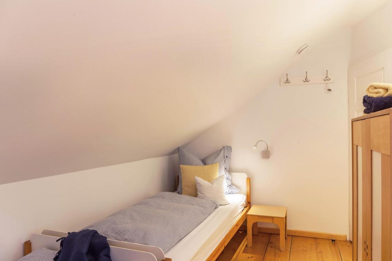 Fewo Im Blauen Haus Dg ガルミッシュ・パルテンキルヒェン エクステリア 写真